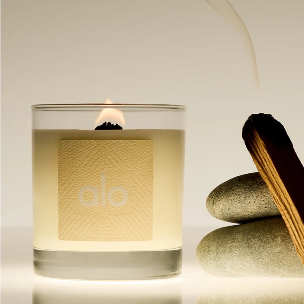 New ALO Signature Candle - 2 oz
